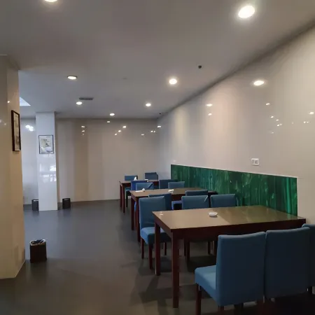 Xiya Zhenpin Hotel