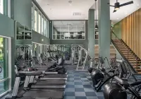 Premium Stay 10 Min From Disneyland W/ Pool & GYM - Homestays