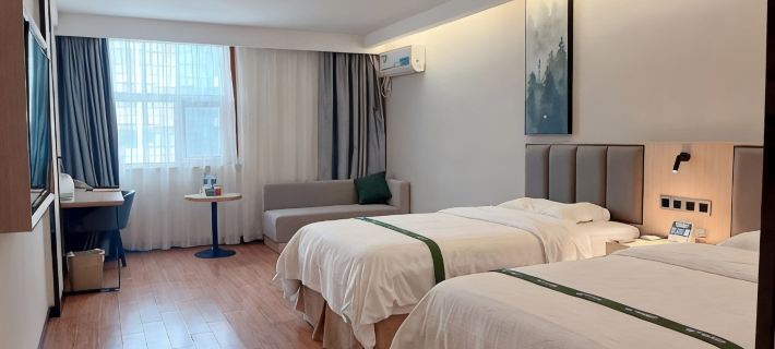 GreenTree Inn Select Hotel (Yangzhou Baoying Huaijiang Avenue Taishan East Road) โรงแรมในเป่าหยิง