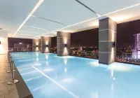 NEW! The Shore l 3BR l 6-11pax l Direct Mall Access | Jonker Street by Jay Stay Management - Infinity Pools