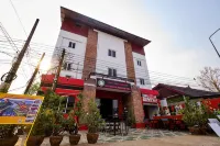 Vangvieng Rock Backpacker Rooftop Hostel - Spa