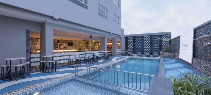 ROYAL BAY MAKASSAR Hotels in Makassar City