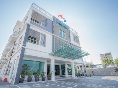 Adya Hotel Chenang