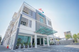Adya Hotel Chenang