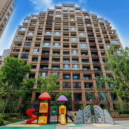 Liangzi Seaview Family Apartment (Laoting Tangshanwan Shop)