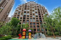 Liangzi Seaview Family Apartment (Laoting Tangshanwan Shop)