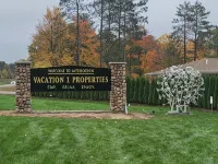 Jack's Place Hotels in Interlochen