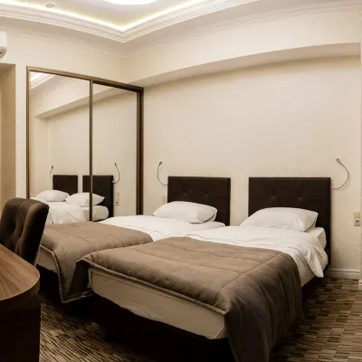 Cherry Hotel โรงแรมใกล้สถานีซาลารเยโว