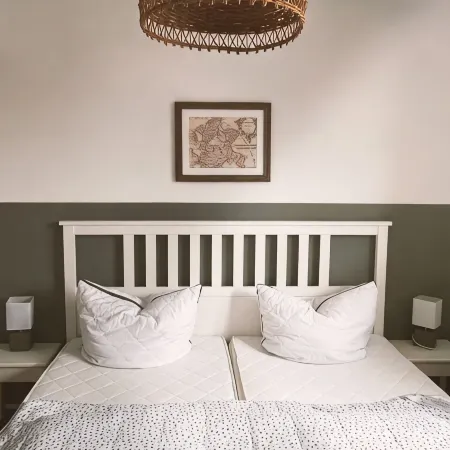 Cozy 2-room apartment with terrace near the beach