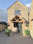 4 Star Cotswold Stone Cottage - جاكوزي