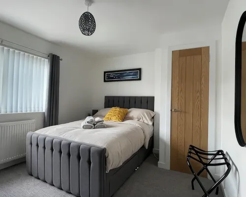 The Den-NC500 Apartment-Sleeps 4 Hotels in Wick