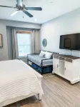 Beachy Bright - Family Friendly! - Close to Beach - بوتيك