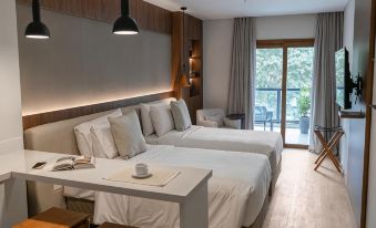 Five Hotel & Residences