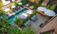 Communal Hotel Kutaisi - Pools
