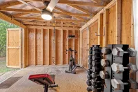 Pool, Fire Pit, Gym, Game Room, 4BR3BA - Near Parris Island/Downtown Beaufort - Gym