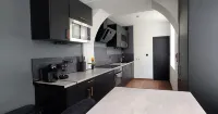 Beautiful house in the Louvre Bollaert district