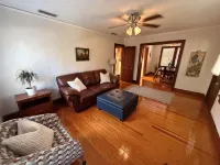 GNV CHERT HOUSE - 1.5 miles to UF - 3 miles to Shands - บังกะโล