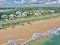 Romantic Couples Beach Getaway ,with private beach, hammocks and umbrellas Hotels in Flagler Beach