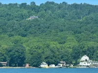 The Barn and Barrel on the bluff of Keuka Lake, offering spectacular views! Hotels in Jerusalem