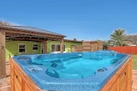 Steps to Cocoa Beach, MIL Suite & Hot Tub, Amenities Galore!! - نادي رياضي