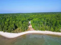 Beaver Island - The Guest House - 4-Star