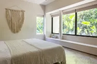 Casa Areca, 4 bed/4.5 bath World Renowned Design Villa, Pool, Rooftop, 24/7Guard - 別墅