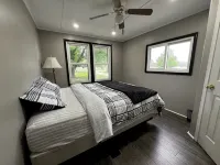 Private 3BR Farmhouse on Estate with Event Space, Horses,Trails, Ponds & Orchard - Jacuzzi