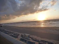 Cozy Vacation Apartment Kaiserhof 002, Directly on the Beach
