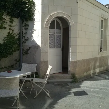 Beautiful studio between Chateau and Loire