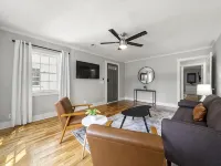 Cozy 4BR Cottage in Downtown Warm Springs Hotels in Meriwether County