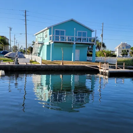 Waterfront Vacation Home with Gulf view- Boaters Paradise