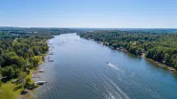 Discover Up North & Torch Lake @ the Cabin on Clam - Alphydda