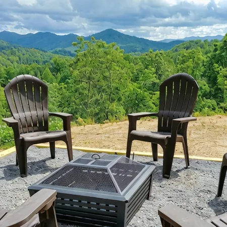 Peace of Heaven • Majestic Views • Hot Tub • FirePit • Near Town & Train • Relax
