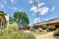 A rare find - bright gorgeous 3 bedroom home nestled on Lake Marble Falls! - 4-Star