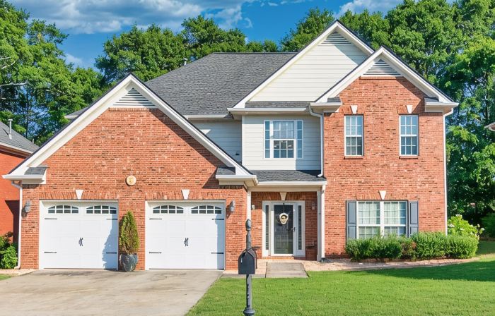 Huge 5 Bdrm W/King Bed Hot Tub