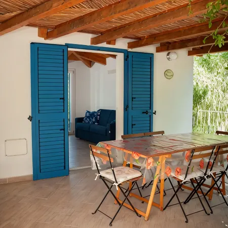 Villa on sand dunes a few steps from the sea, complete relaxation in North Sardinia
