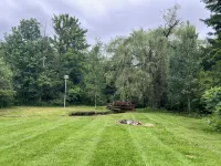 Ski - Snowmobile - Pet Friendly - Trailer Parking - 5 Mins to Crystal - Wifi