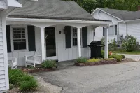 Condo Rental - Short Walk to Footbridge Beach