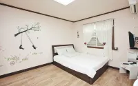 Yesan Deoksan Haneulchae Pension - Homestays