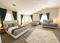 Golf Mansion • 7Br • 12 Beds • Luxe• 7 Golf Courses Within 3 Miles - 4-Star