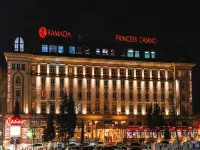 Ramada by Wyndham Plovdiv Trimontium Hotel di 