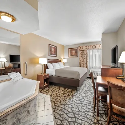 كواليتي إن لا كروس نورث Hotels near مركز لاكروس