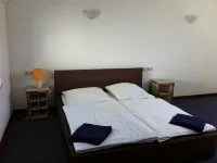 Hotel Zum Bügeleisen - balcony
