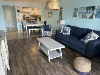 Siesta Key Condo- walk to beautiful beaches, ride a free trolley around the key - 2-Star