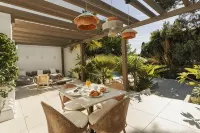 Anfitrión Villas & Suites