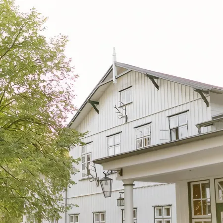 Alcor Exclusive Friedrichsruh Отели рядом с достопримечательностью «Стадион "Бильталь"»