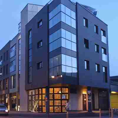 Liberty Wharf Apartments Hotel Exterior