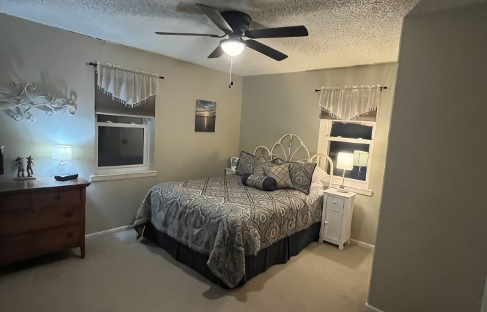 Quaint Styled House, Bluebonnet Capital, Epicenter of Highland Lakes areas.