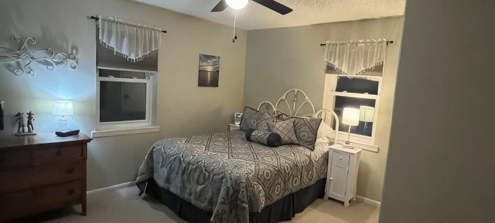 Quaint Styled House, Bluebonnet Capital, Epicenter of Highland Lakes areas. バーネットのホテル