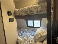 Cozy 2-bedroom RV in amazing Pipestem with AC, WiFi and Heat Smart TV Hotels in Summers County